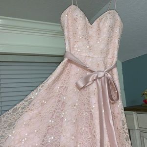 Semi-Formal Lace Party Dress